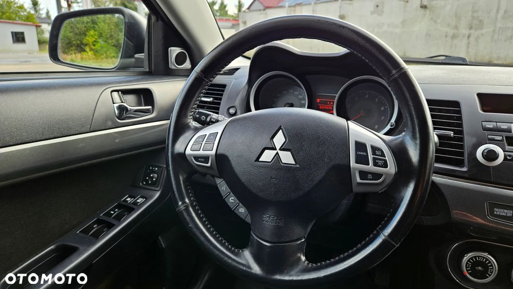 Mitsubishi Lancer 1.8 Intense - 20