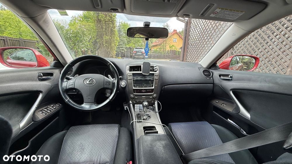 Lexus IS 250 - 8