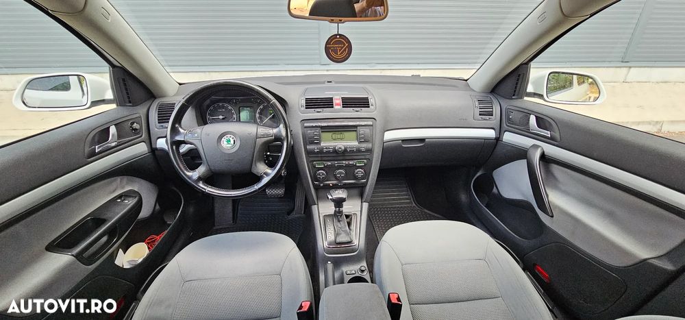 Skoda Octavia 1.9 TDI Business DSG - 21