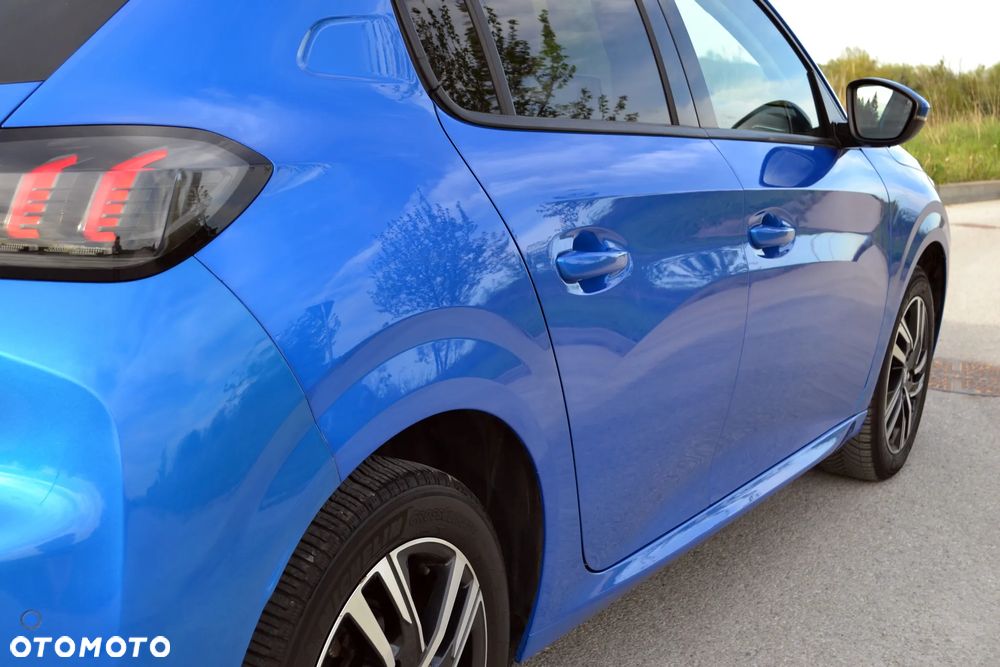 Peugeot 208 - 14