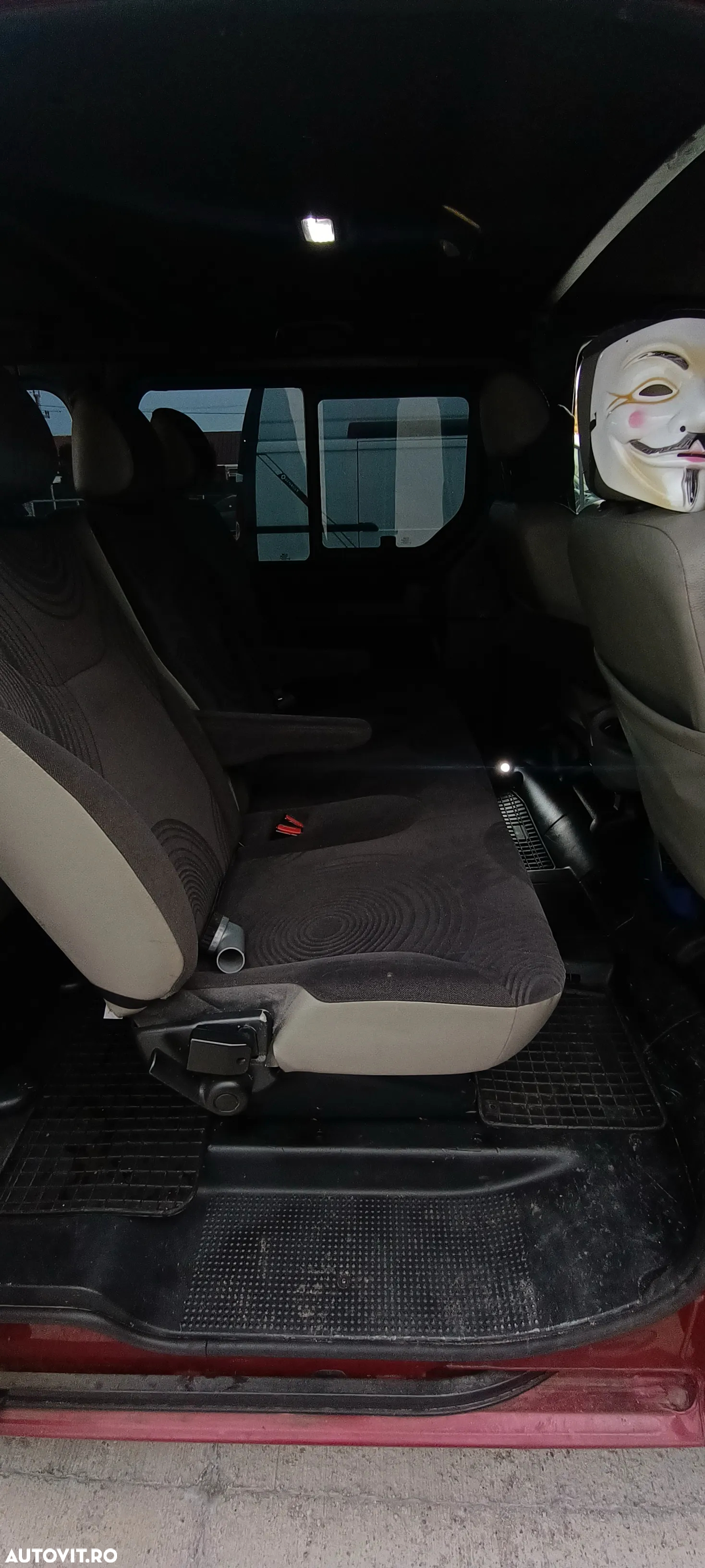 Renault Trafic 2.5 dCi 150 FAP Generation L1H1 Quickshift Evado - 6