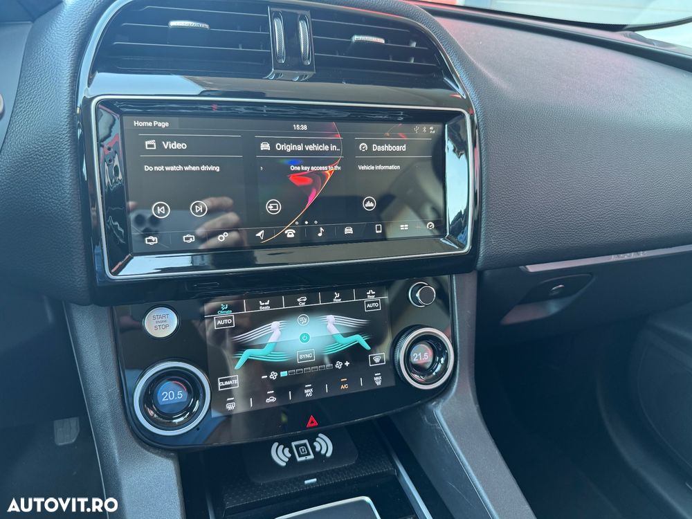 Jaguar F-Pace 20d AWD Aut. Prestige - 12