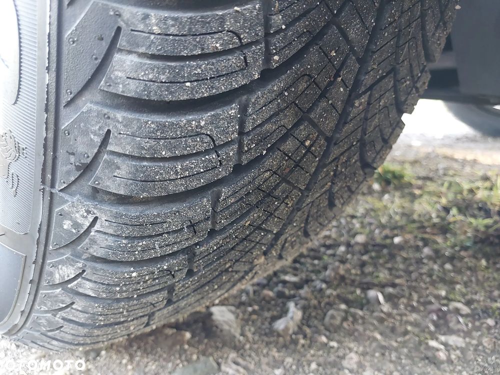 DS Automobiles DS 7 Crossback - 31