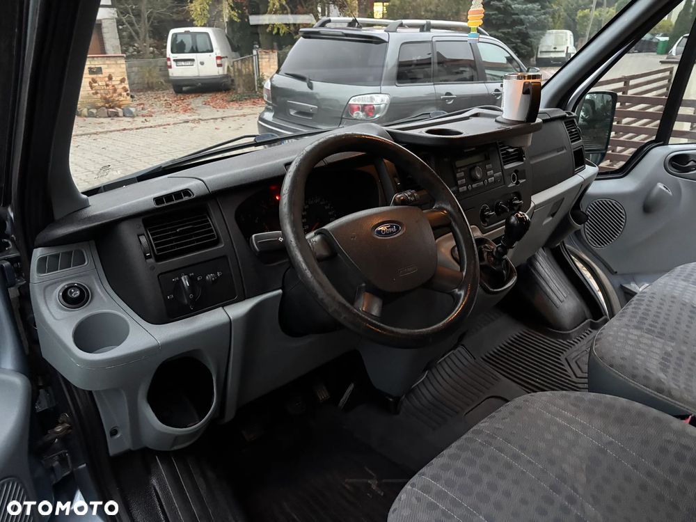 Ford Transit FT Tourneo Limited - 26