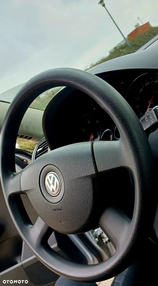 Volkswagen Passat - 12