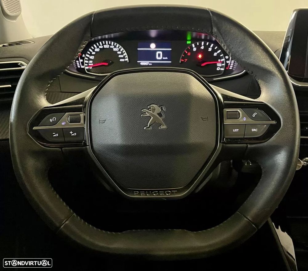 Peugeot 2008 1.2 PureTech Active - 12