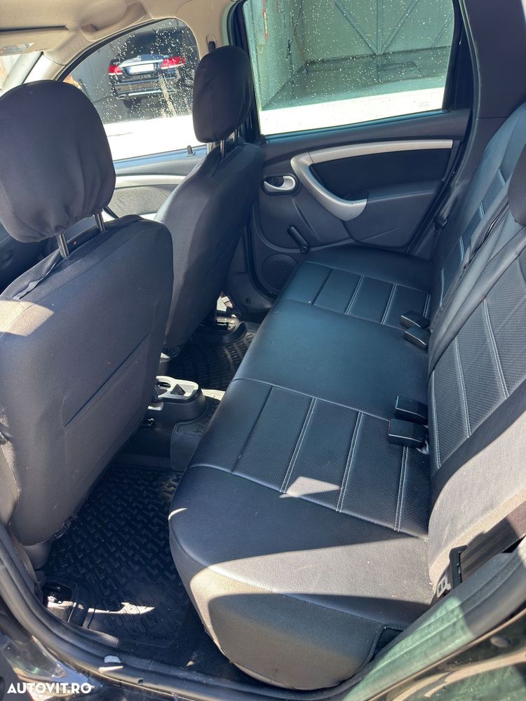 Dacia Duster dCi 110 FAP 4x4 Prestige - 9