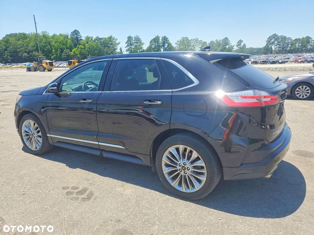 Ford Edge - 2