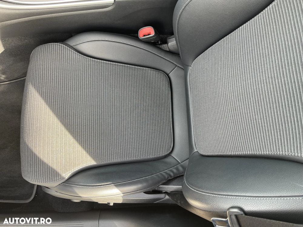 Mercedes-Benz C - 11