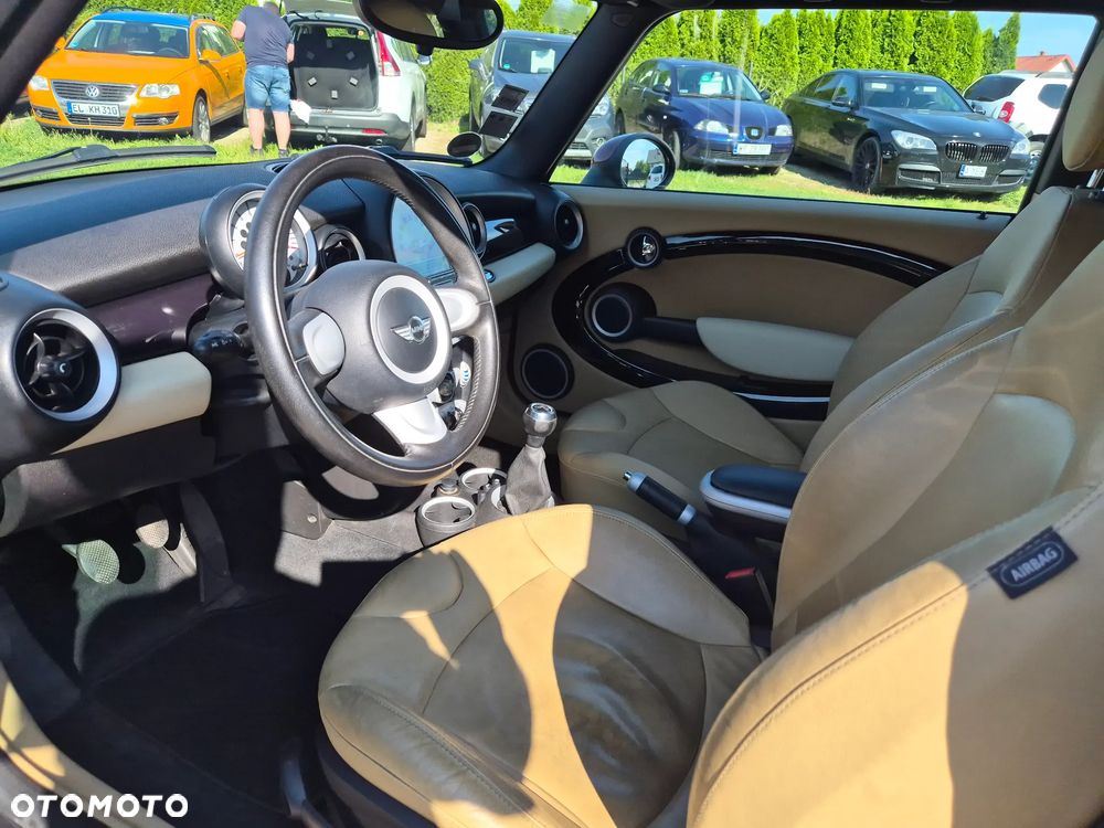 MINI Cooper 50 Mayfair - 11