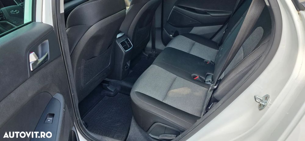 Hyundai Tucson 1.6 GDI 2WD 6MT Style - 9