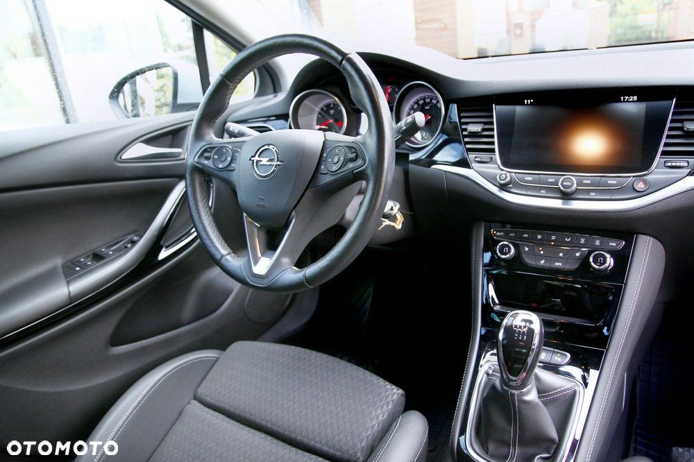 Opel Astra 1.4 Turbo Innovation - 12