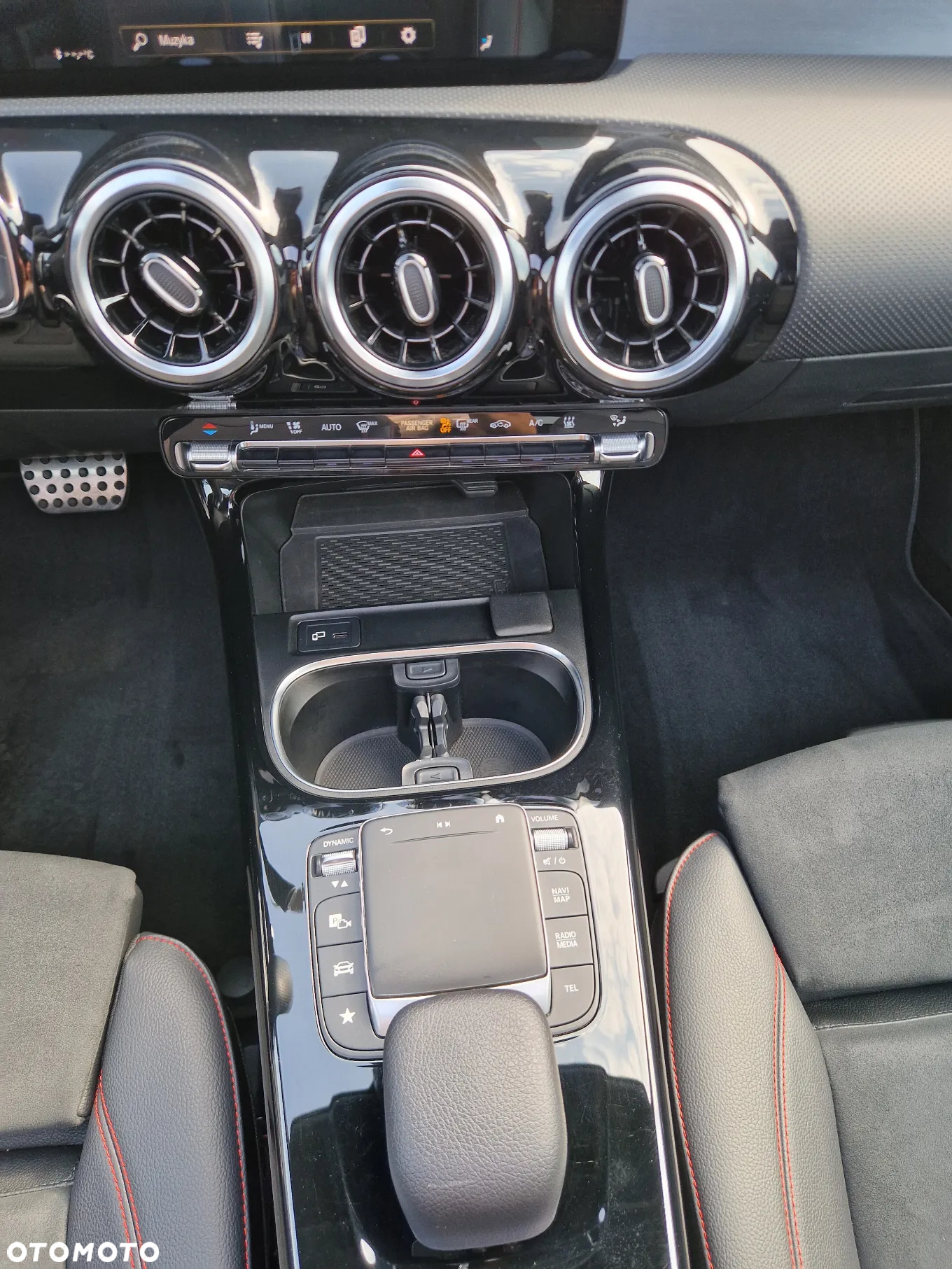Mercedes-Benz CLA 250 e PHEV AMG Line 8G-DCT - 15