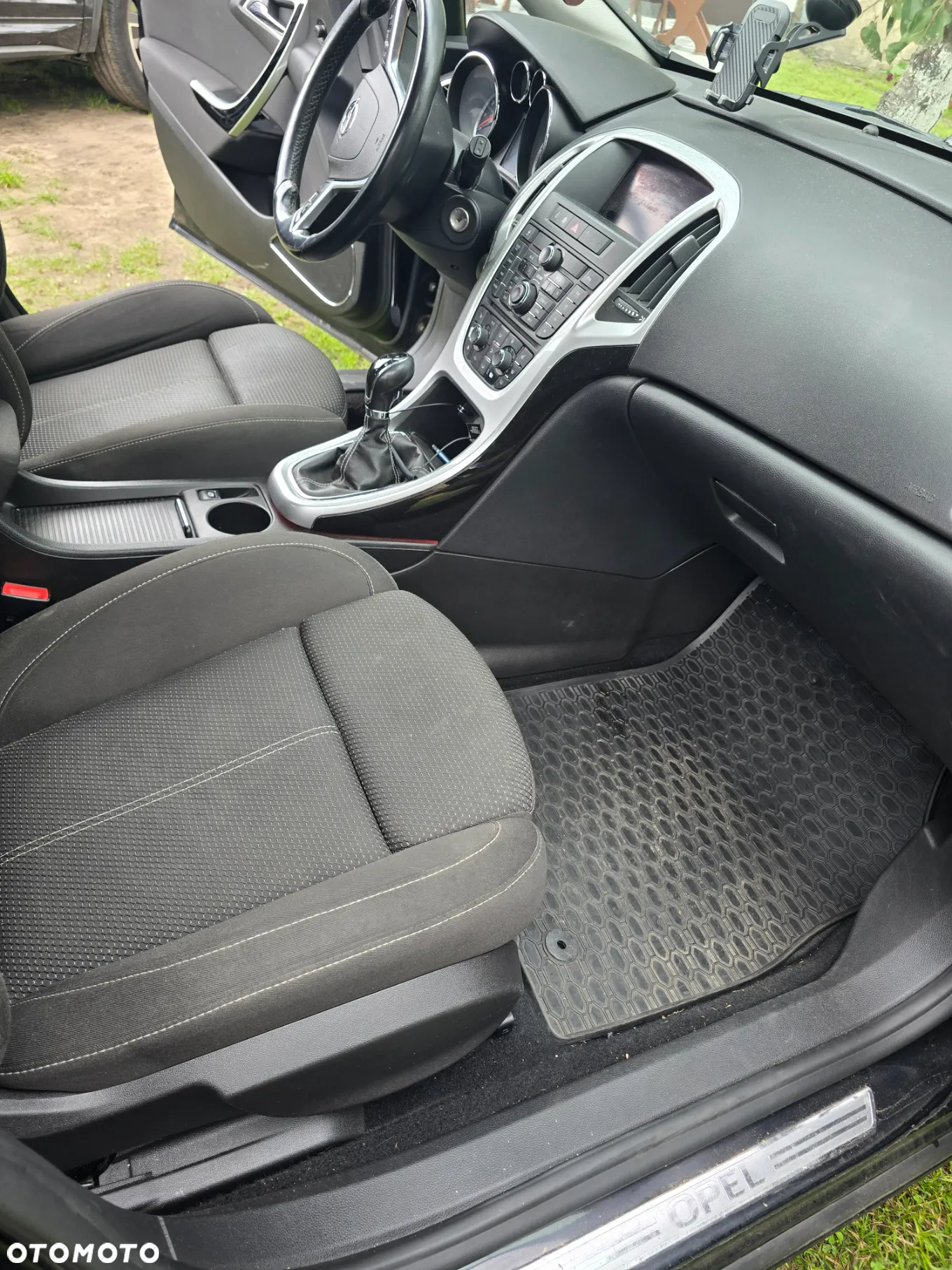 Opel Astra IV 1.4 T Cosmo - 8