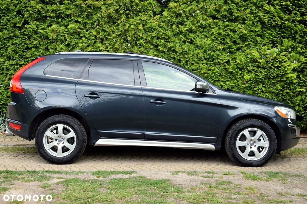 Volvo XC 60 D5 AWD RDesign - 11