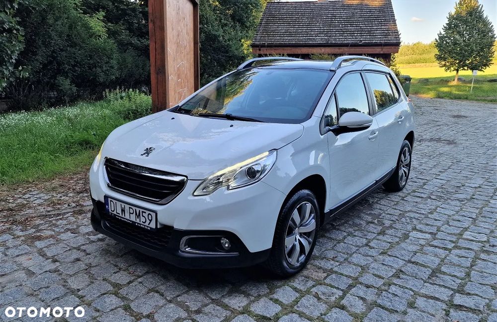 Peugeot 2008 1.2 Pure Tech Active EU6 - 4