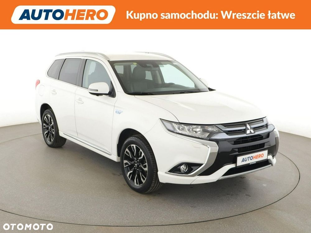 Mitsubishi Outlander Intense + - 11