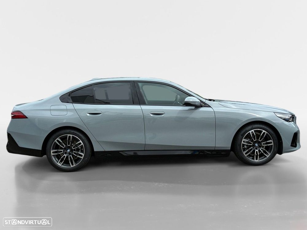 BMW 530 e - 5