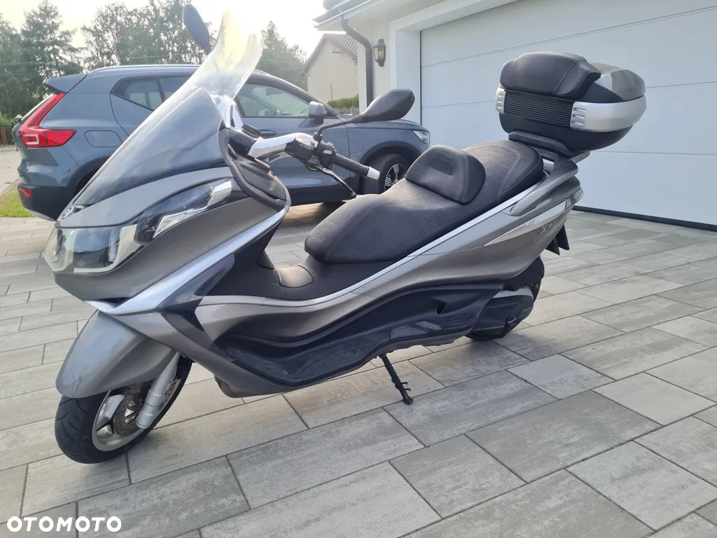 Piaggio X10 - 3