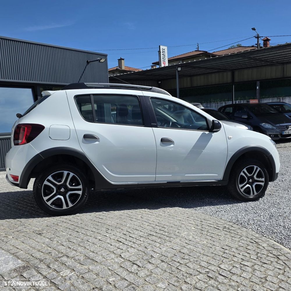 Dacia Sandero 0.9 TCe Stepway - 13