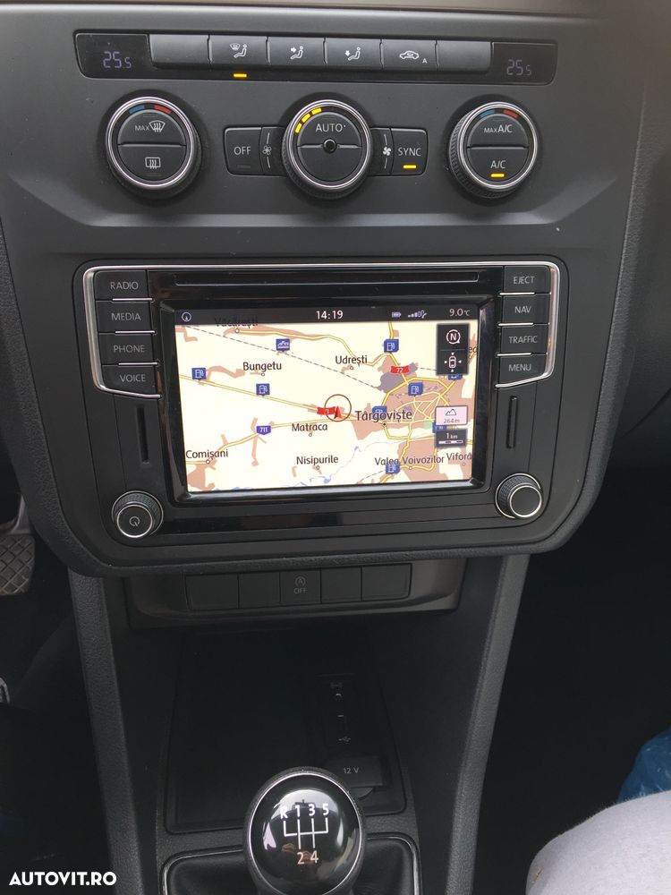 Volkswagen Caddy Maxi - 9