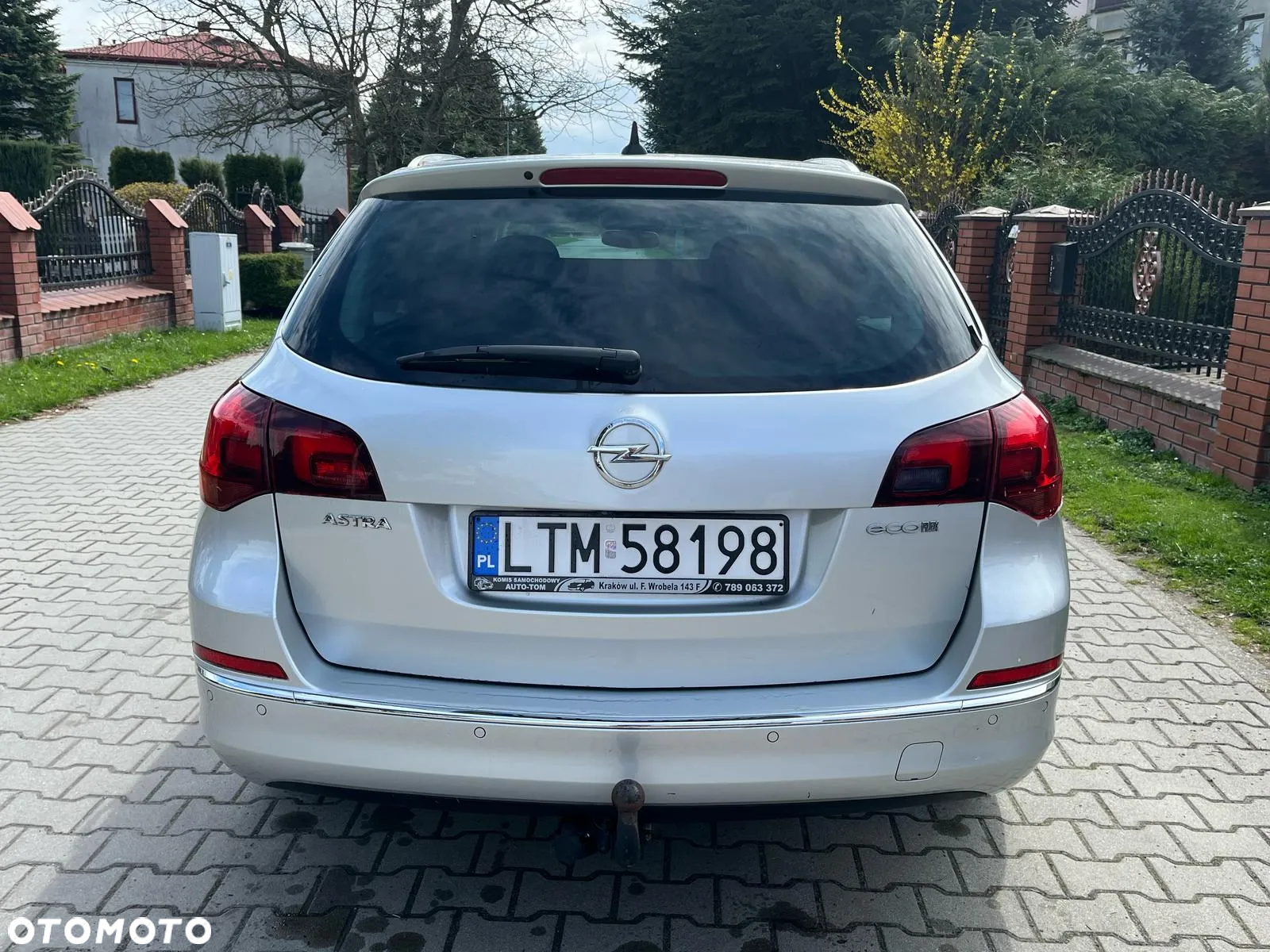 Opel Astra IV 1.6 CDTI Cosmo - 10