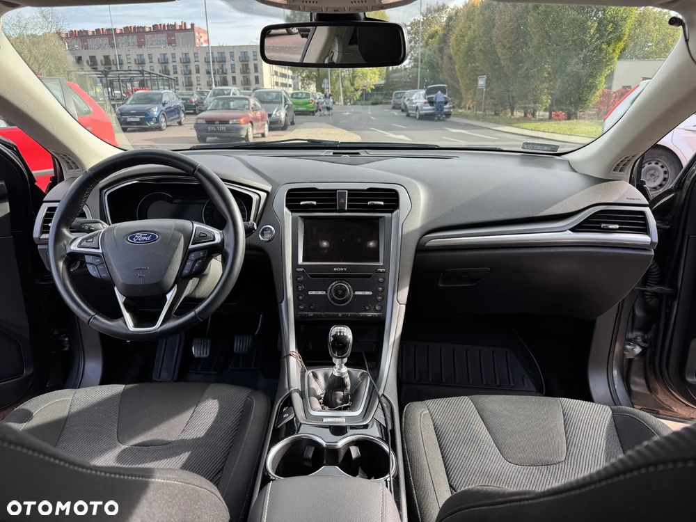 Ford Mondeo - 16