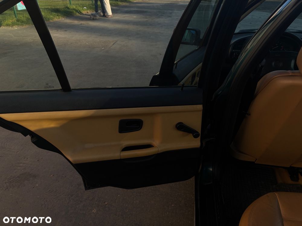 BMW Seria 3 - 13