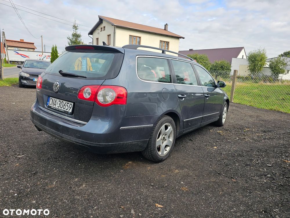 Volkswagen Passat - 5