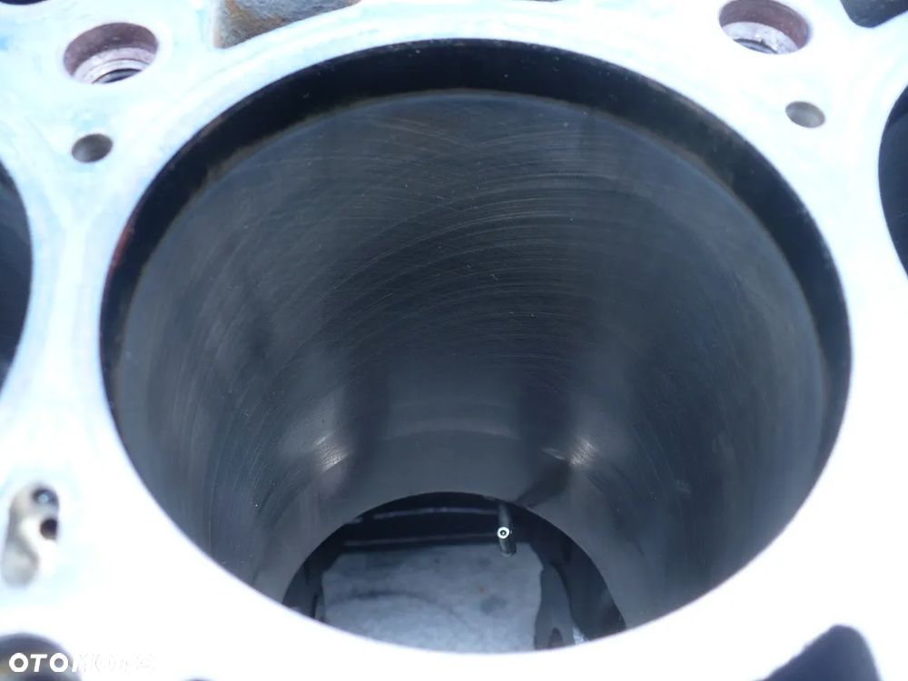 sprinter 906 vito viano 2.2cdi om646 blok oryginalny - 12