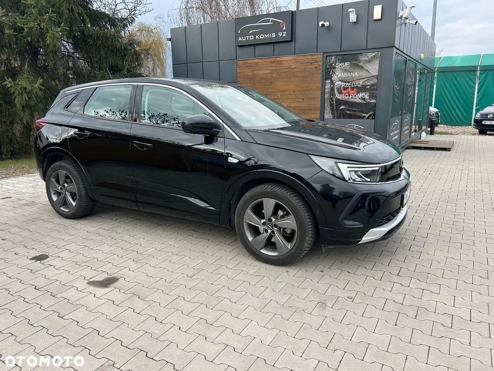 Opel Grandland X 1.2 Start/Stop Elegance - 2