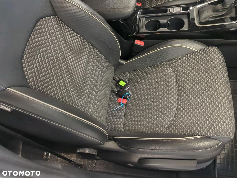 Kia Ceed 1.5 T-GDI Business Line Plus DCT - 9