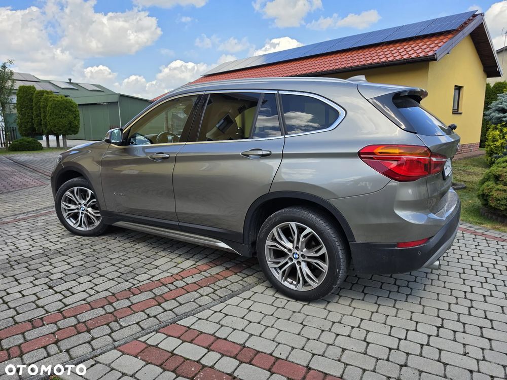 BMW X1 xDrive18d - 17