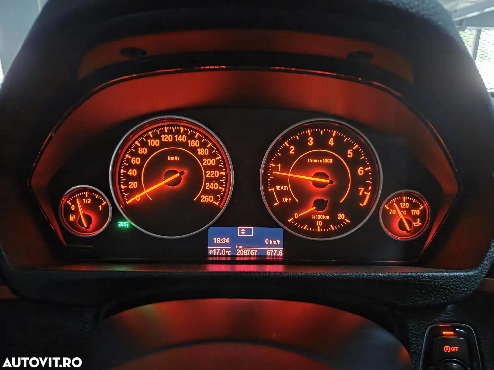 BMW Seria 3 320i - 10