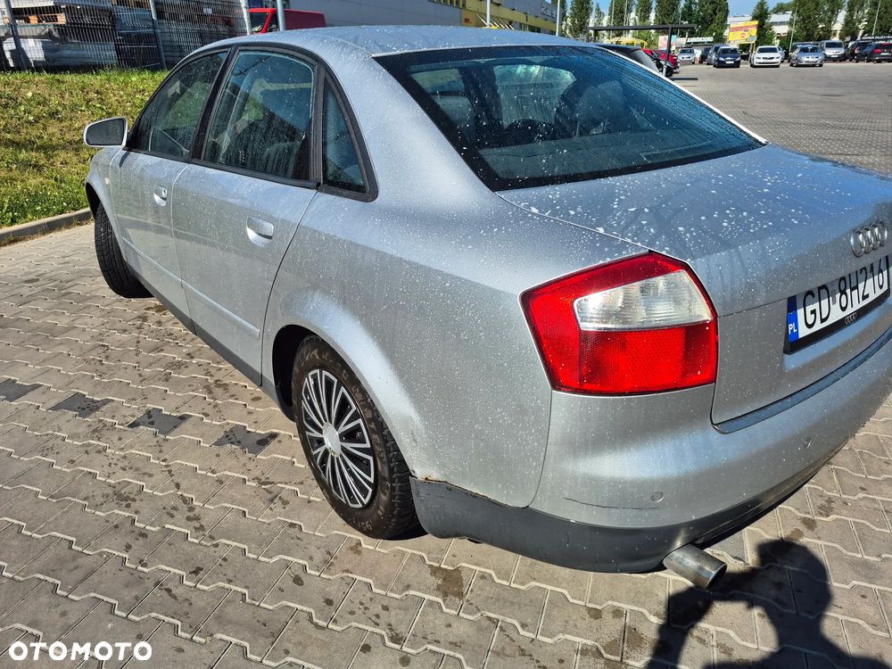 Audi A4 Limousine - 3