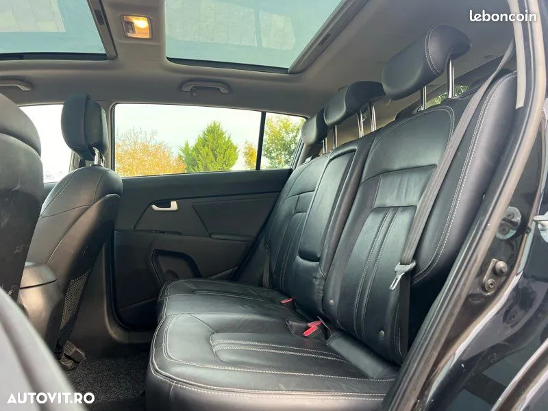 Kia Sportage 2.0 CRDI 4WD Dream-Team Edition - 4