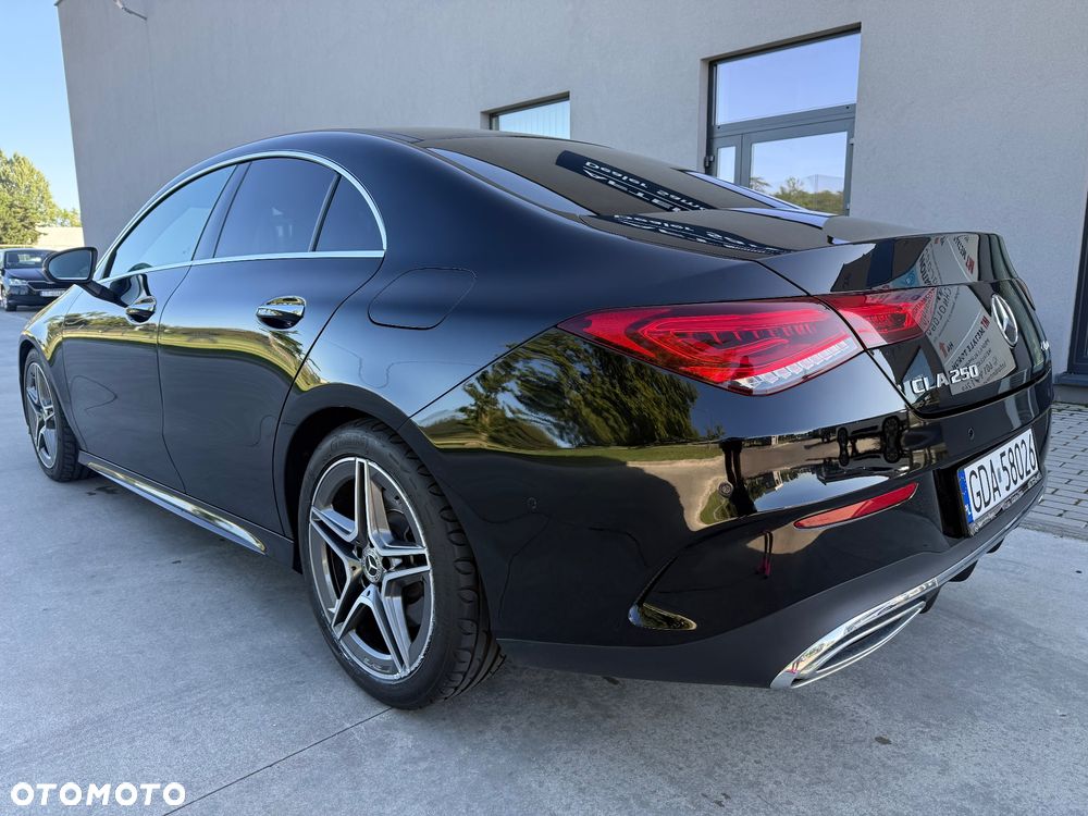 Mercedes-Benz CLA 250 4-Matic AMG Line 7G-DCT - 5