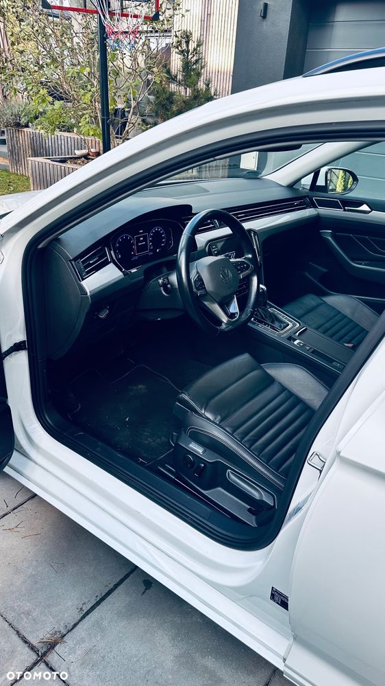 Volkswagen Passat 2.0 TSI Business DSG - 14