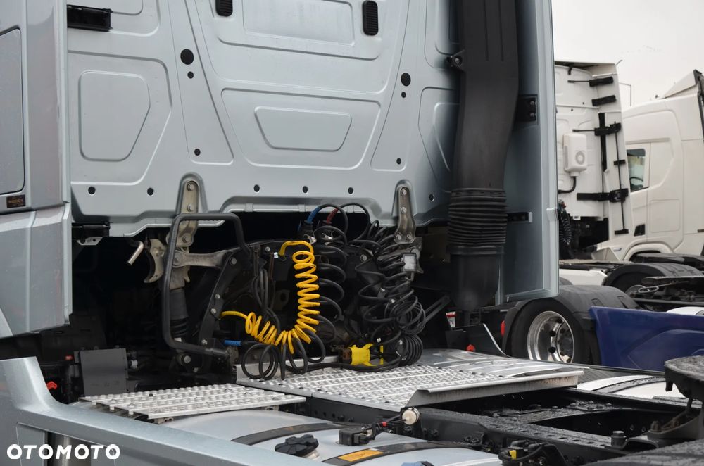 Mercedes-Benz ACTROS L 1843  10.2022r. ADR! ECO FULL LED ACC ASYSTENT KAMERY NAVI 9468 - 9