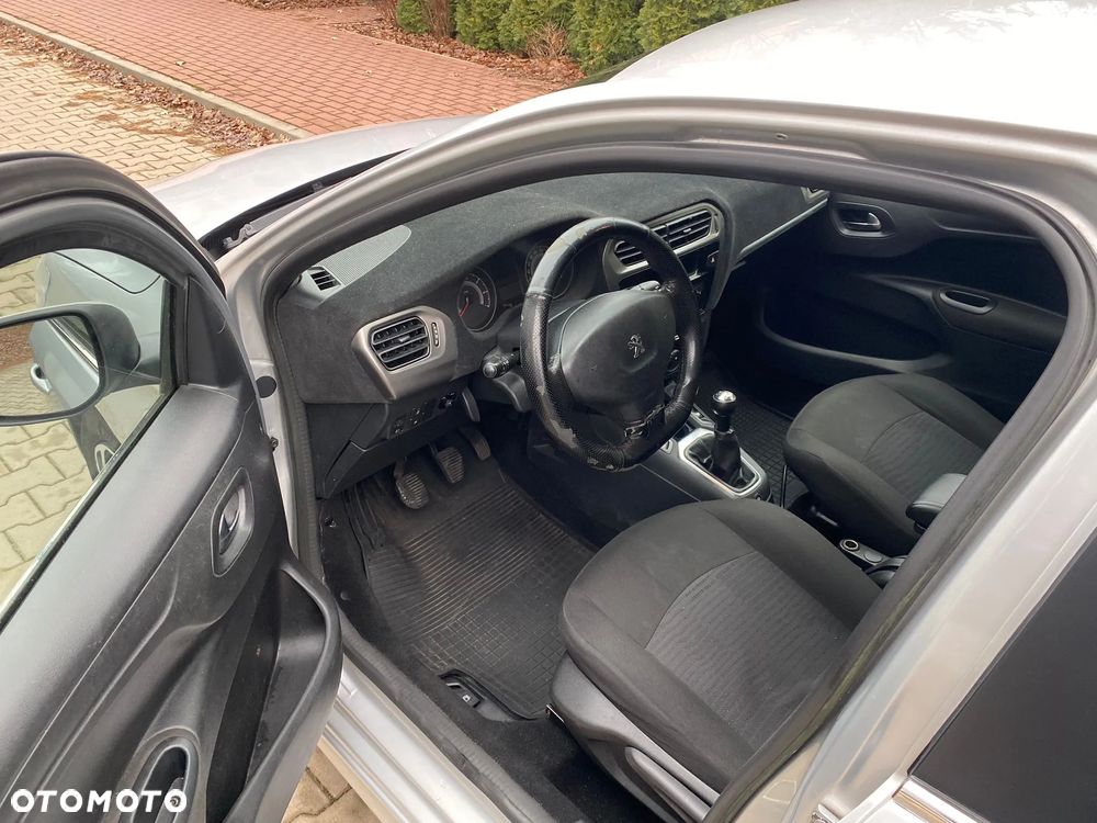 Peugeot 301 1.6 VTi Active - 7