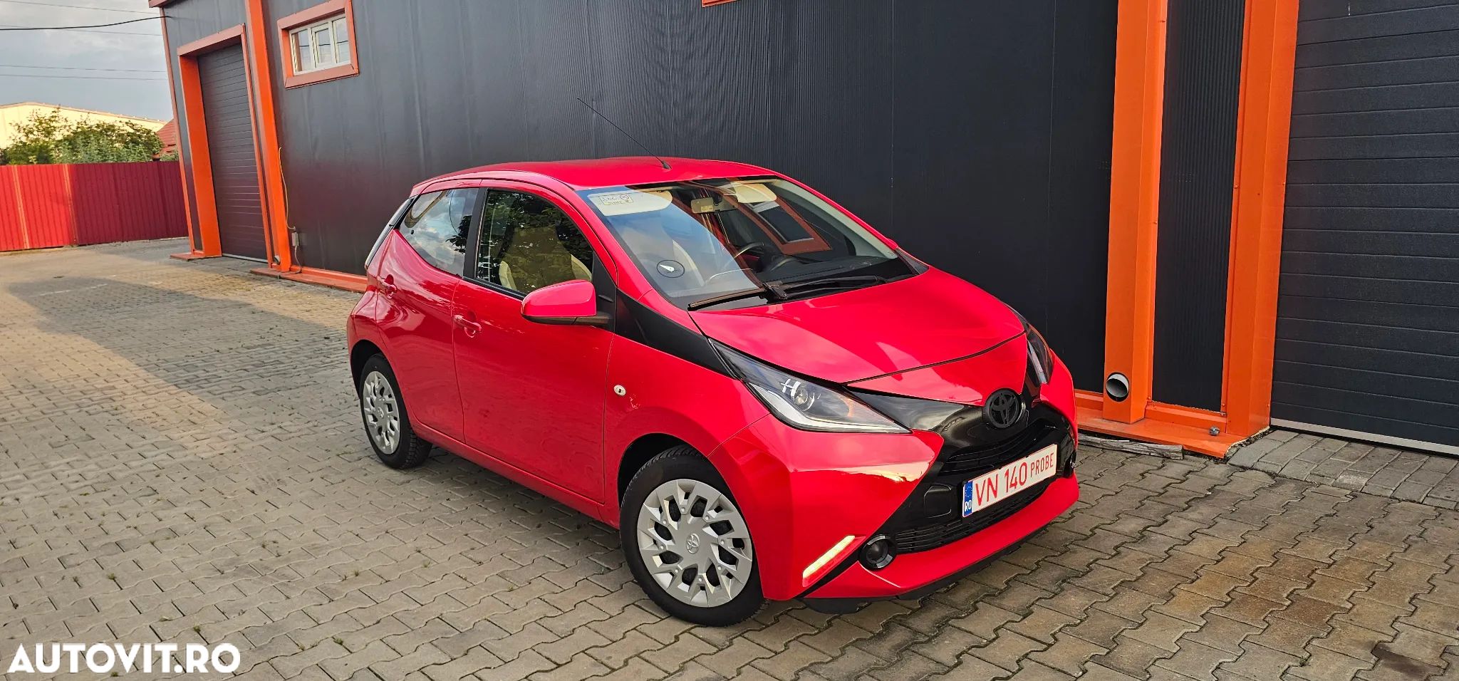 Toyota Aygo 1.0 X - cite Red - 1