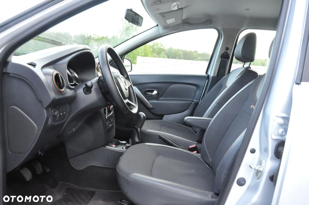 Dacia Sandero Stepway 0.9 TCe Laureate S&S - 23