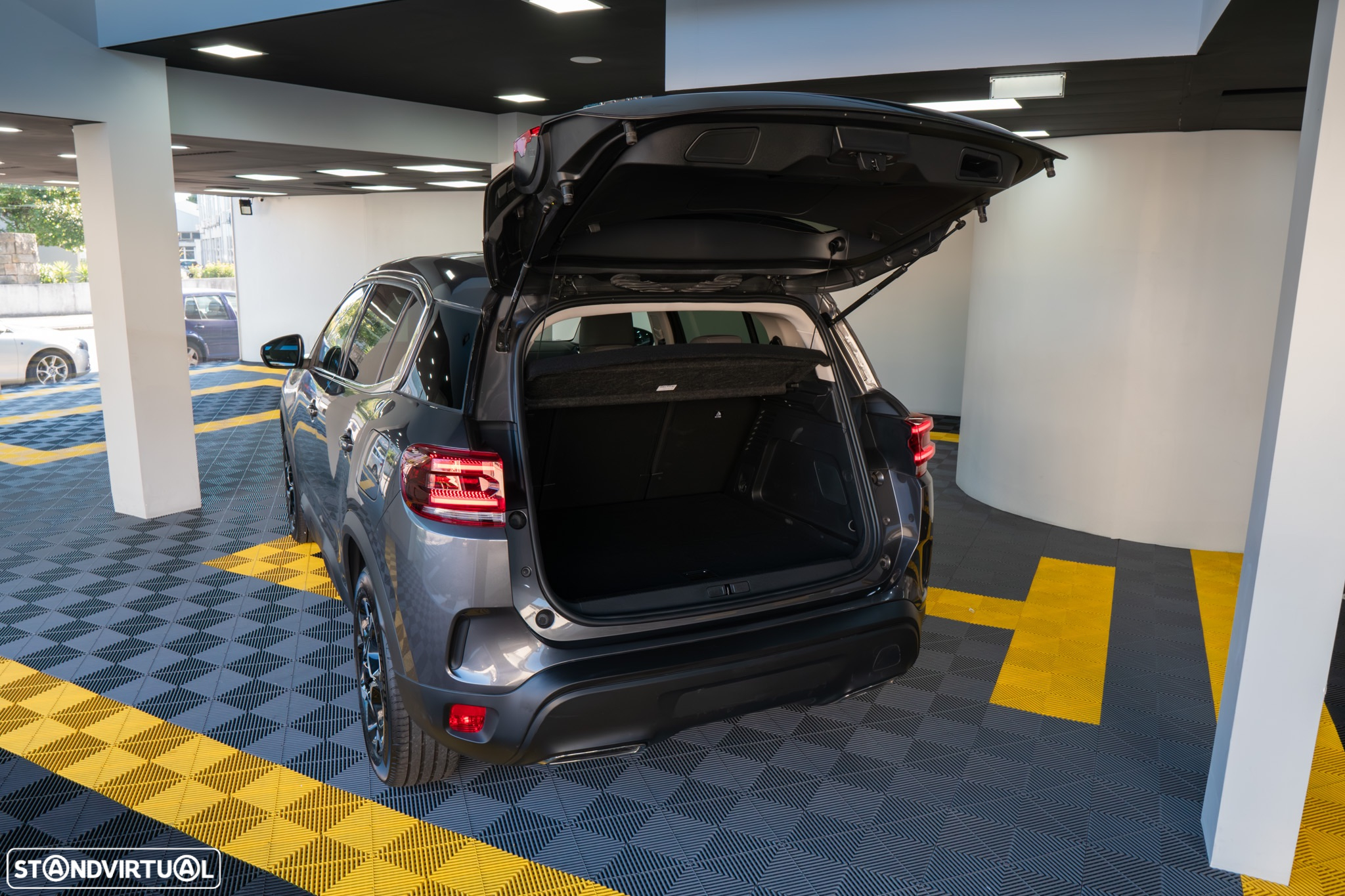 Citroën C5 Aircross 1.6 Hybrid Shine Pack e-EAT8 - 37