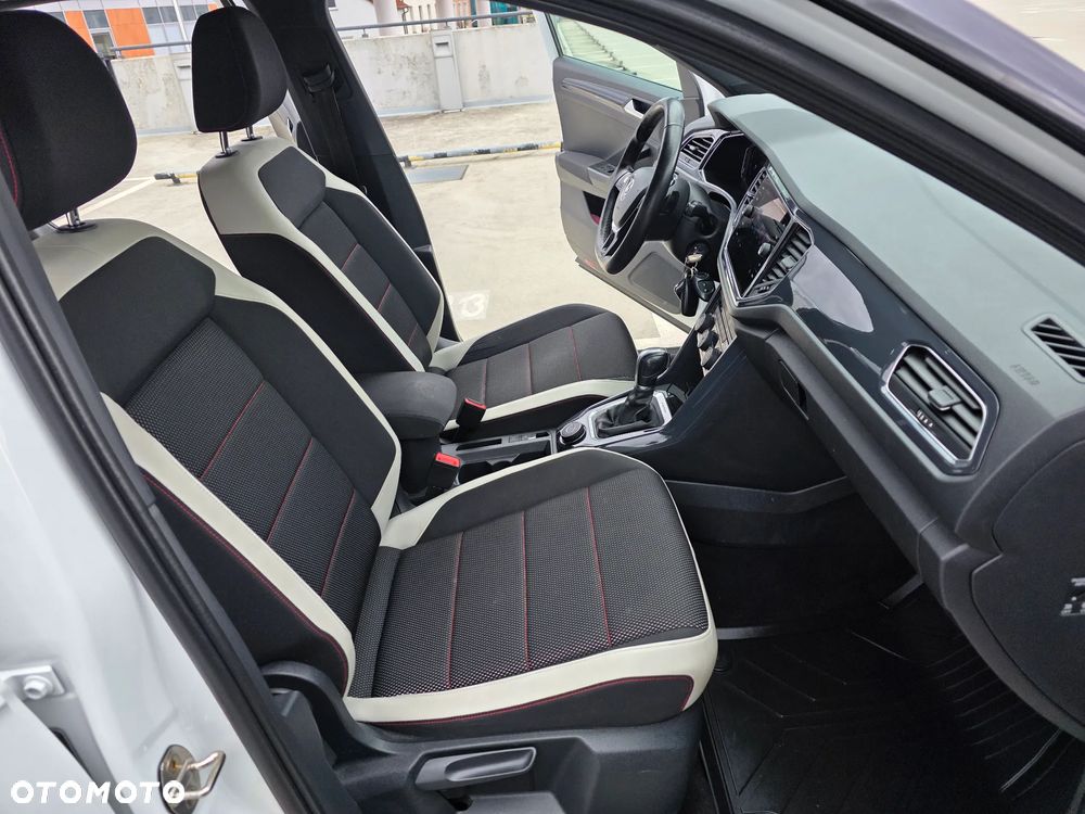 Volkswagen T-Roc 2.0 TSI OPF 4MOTION DSG R-Line - 16