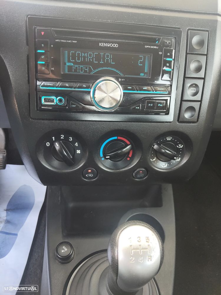 Ford Fiesta 1.4 Trend Durashift EST - 12