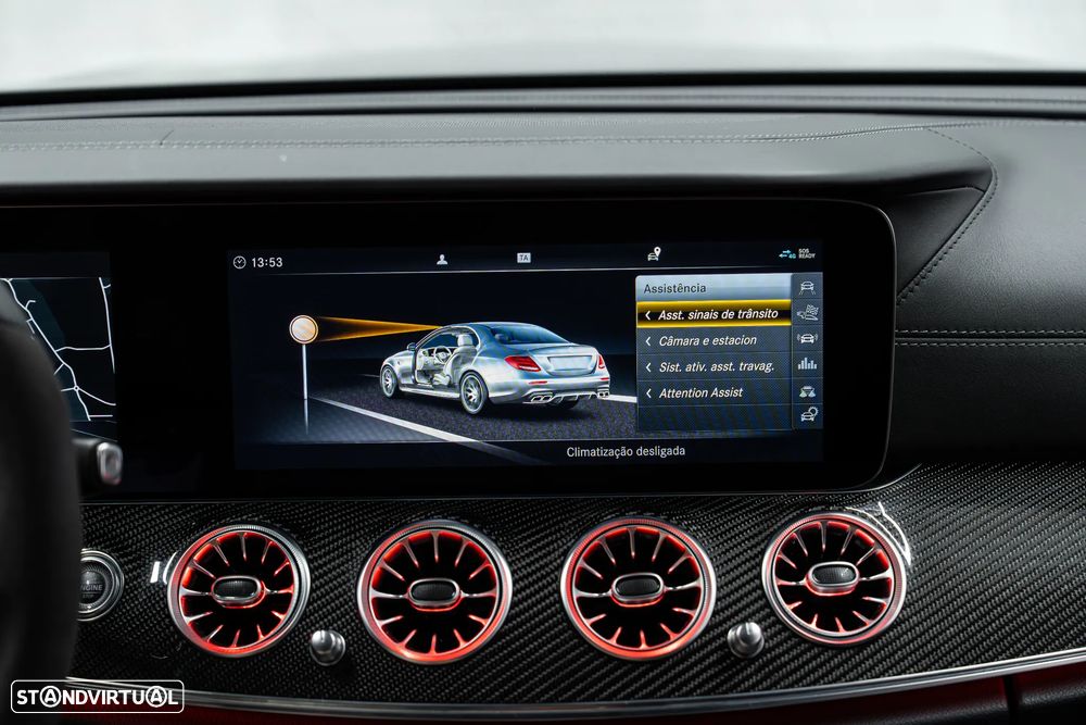 Mercedes-Benz E 63 AMG S 4-Matic+ - 47