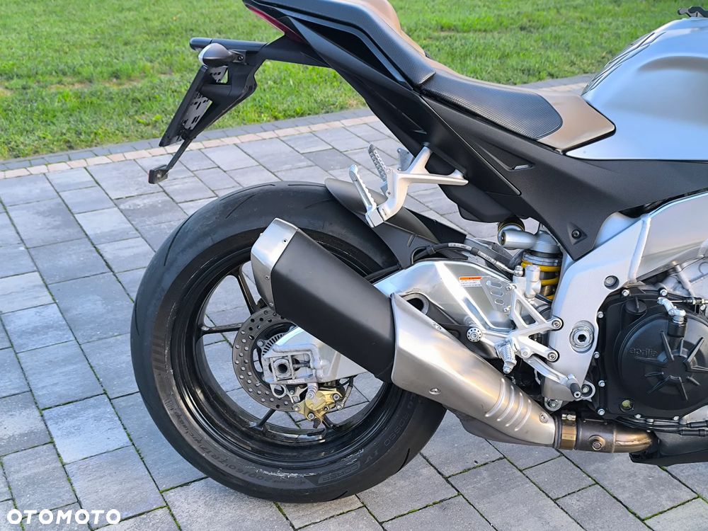 Aprilia Tuono - 13