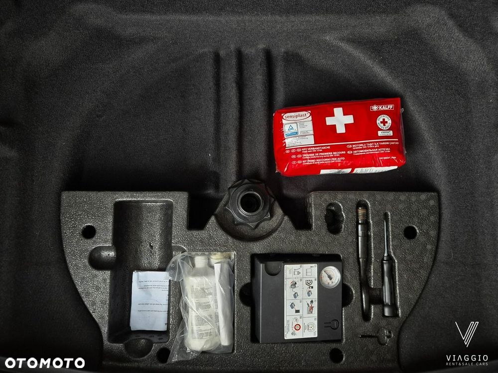 Volkswagen Touran 2.0 TDI BMT Comfortline DSG - 28