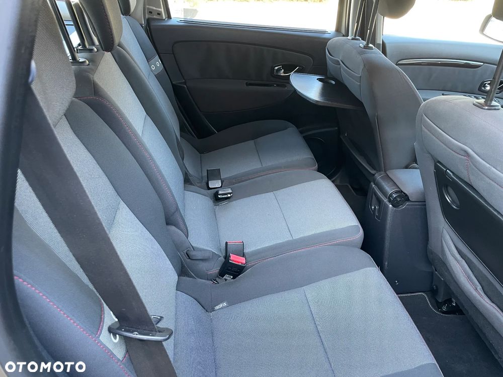 Renault Grand Scenic ENERGY TCe 130 S&S Paris - 25