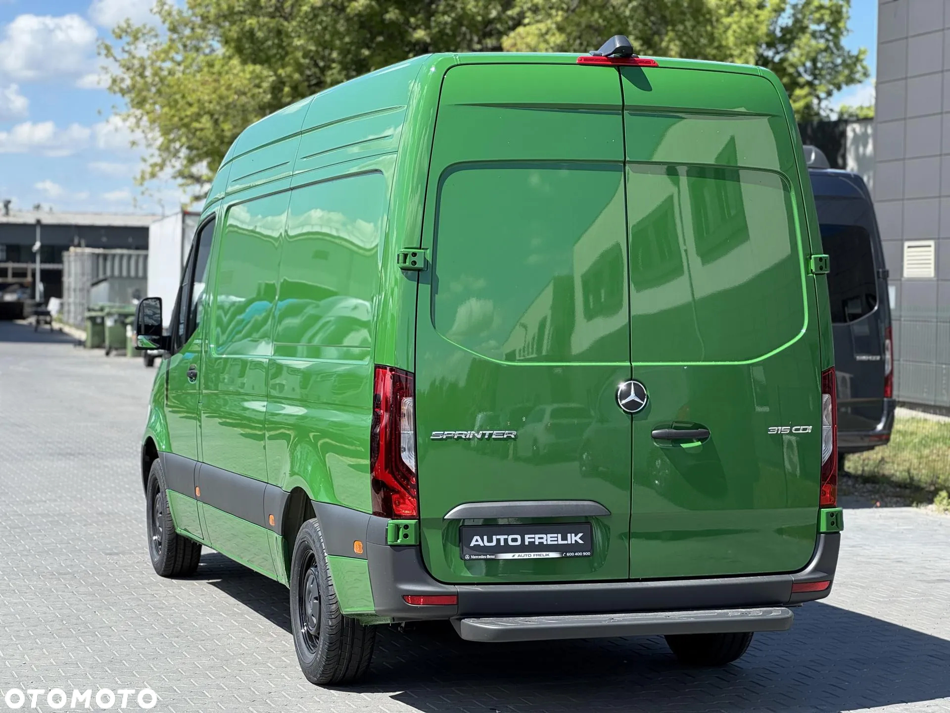 Mercedes-Benz Sprinter - 5